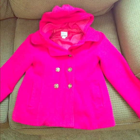 Little girls hot pink jacket. Size Medium 🎀