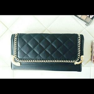 Black or Coral Clutch