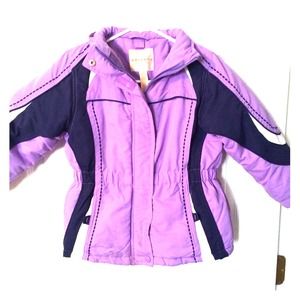 Little girls heavy duty jacket. size medium