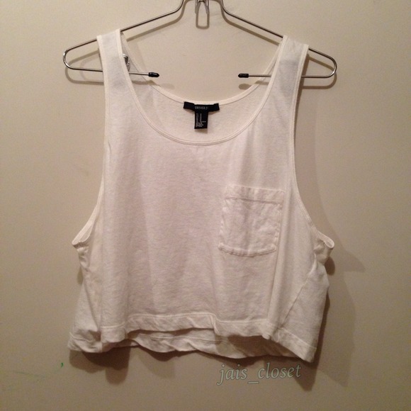 F21 white cropped pocket tank