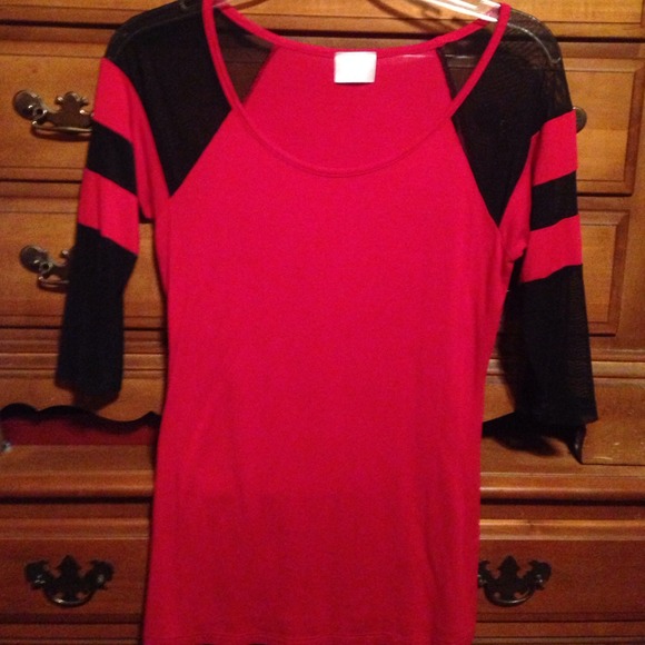 Boutique red & black top