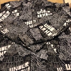 Under armour sweatshirt