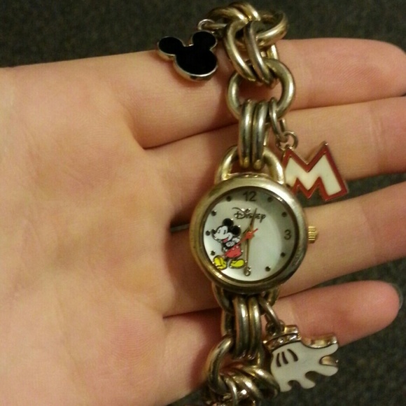 Gold micky mouse watch - Picture 1 of 1