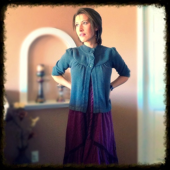 Sweaters - Cute cardi