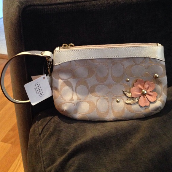 SOLD! Coach wristlet