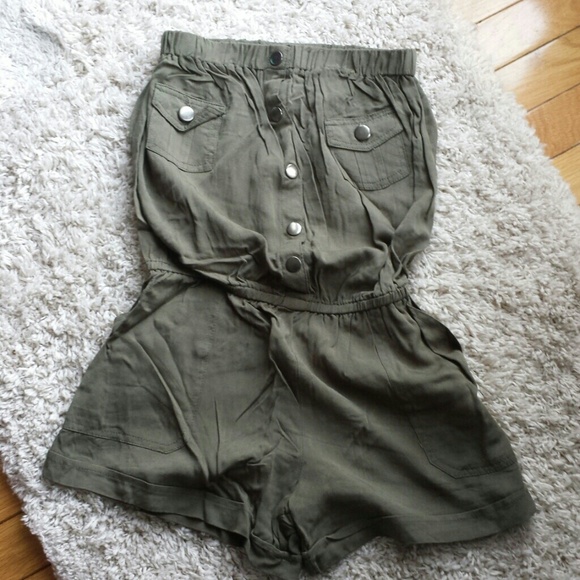 Urban Behavior Cargo Romper in Olive XS