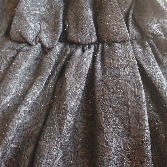 Francesca's Black with Gold Party Dress - Picture 4 of 4