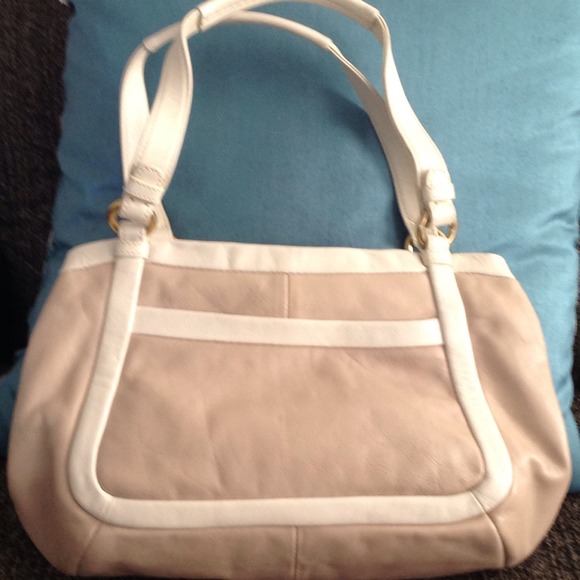 Coach Leather Bag NWOT✂️Price Cut✂️ - Picture 2 of 3