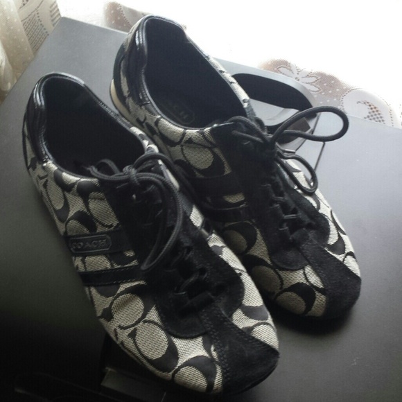 cute coach shoes. They are size 7m but run in size