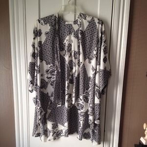 Black and White Printed Kimono