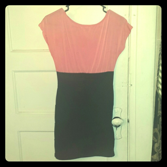 Salmon pencil dress