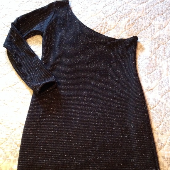 One Sleeve sparkle dress