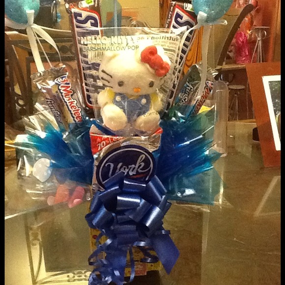 Custom Candy bouquets starts @ $20 this one $60 - Picture 2 of 4