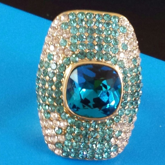 Jewelry: Finger Ring