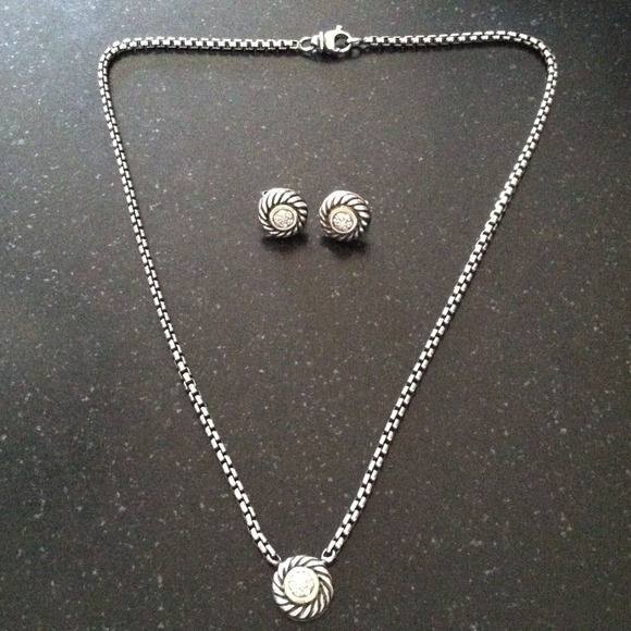 David Yurman Jewelry - 💯% AUTHENTIC DAVID YURMAN EARRINGS AND NECKLACE