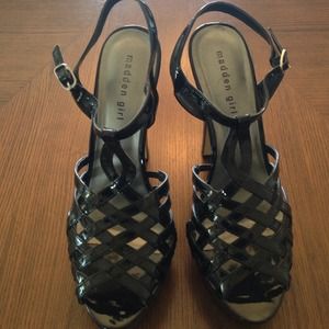 Black high heel shoes by Madden Girl sz 10