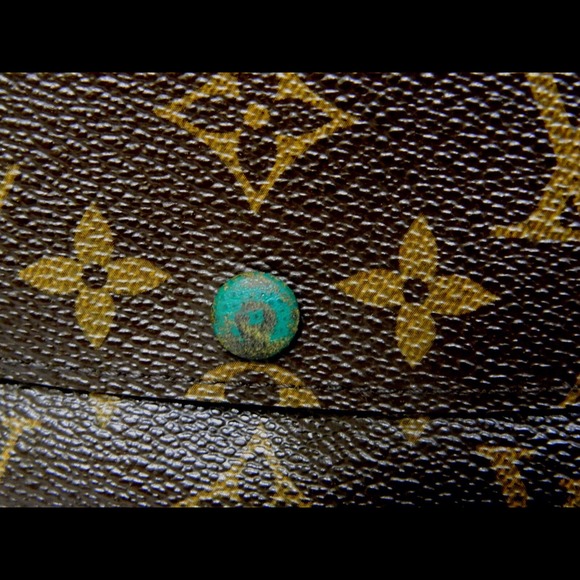 💜💜💜💜SOLD💜💜💜💜Louis Vuitton Emilie wallet - Picture 4 of 4