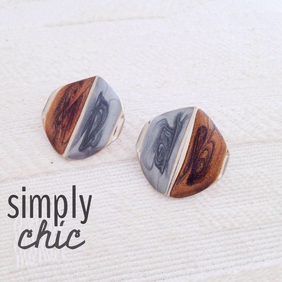 🚫BUNDLED Vintage Earrings