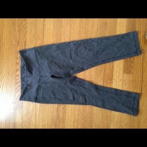 Lululemon wunder under crops grey pique