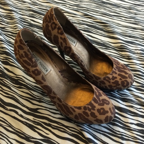 Leopard heels