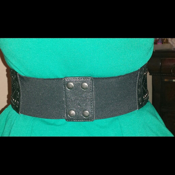 Tassle-tie Belt - Picture 3 of 3