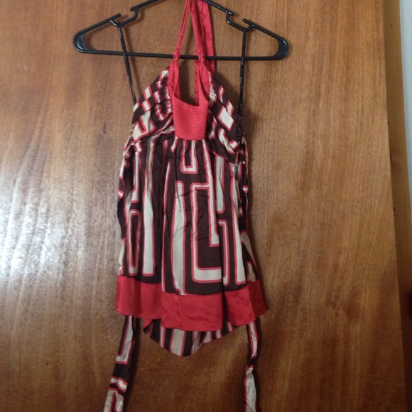 🎉 BEBE 🎉Tank with zip on side and tie in back!
