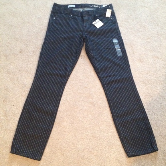 GAP Denim - 🎀Final Reduction!🎀 NWT Pinstripe Skinny Jeans!