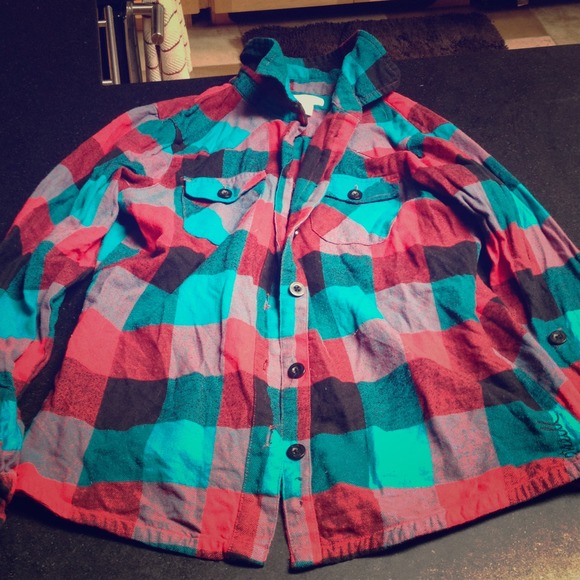 O'Neill Tops - Plaid / flannel shirt