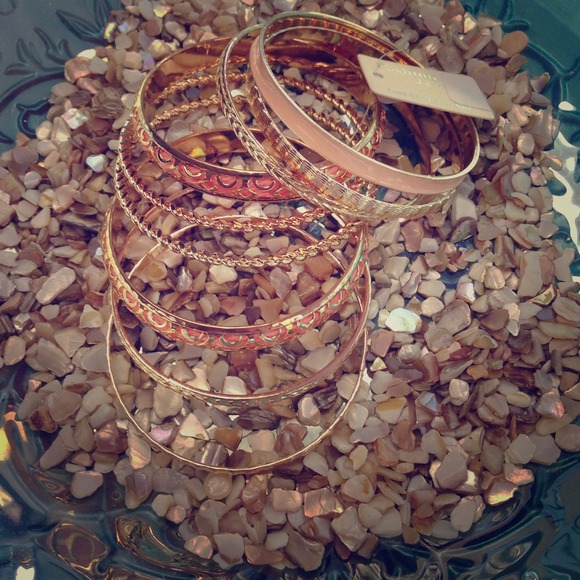 Coral/ Gold Bangle Set
