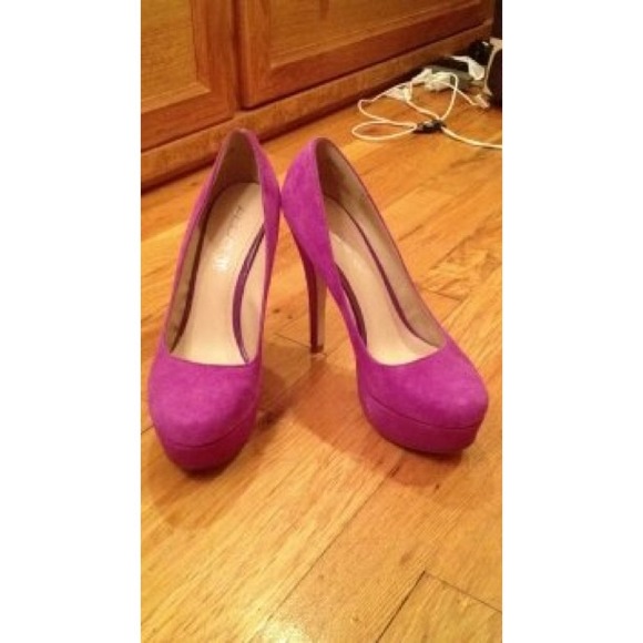 ๐๐ธ๐บ SOLD - ๐HP - Aldo Suede Lilac High Pumps 8 - Picture 4 of 4
