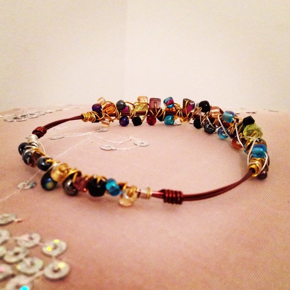 Wire wrapped bracelet - Picture 2 of 2