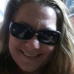 Gucci sunglasses @shayntaylor  only