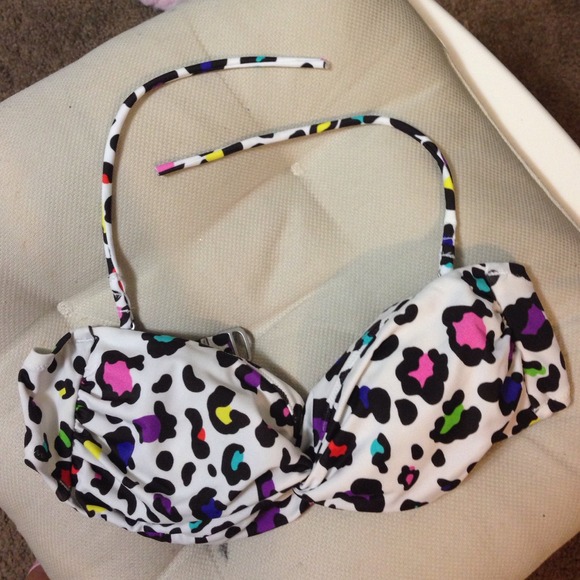 ❌RESERVED FOR KC❌ Victoria's Secret Bikini - Picture 2 of 4