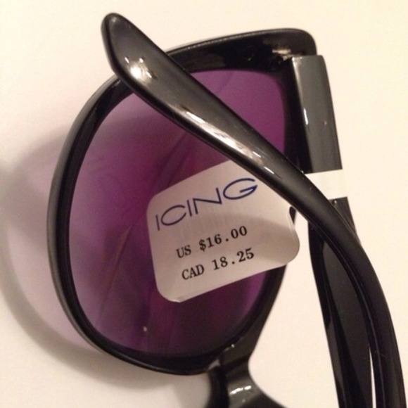 Sunglasses - Picture 4 of 4