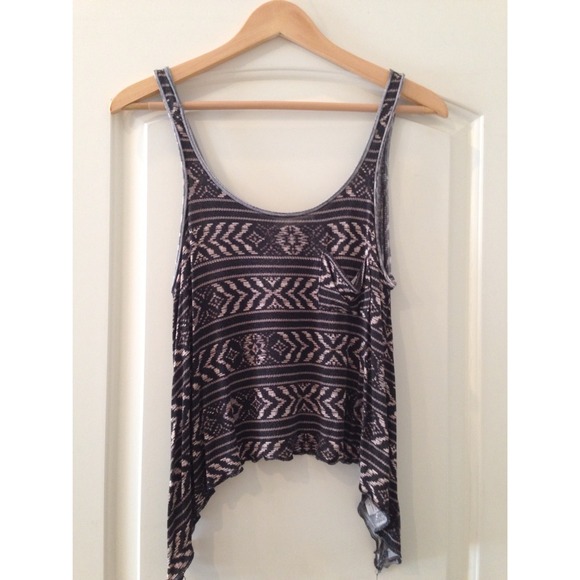 Billabong Aztec print crop tank