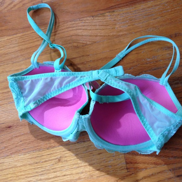 The Date VS pushup bra in mint green - Picture 2 of 2