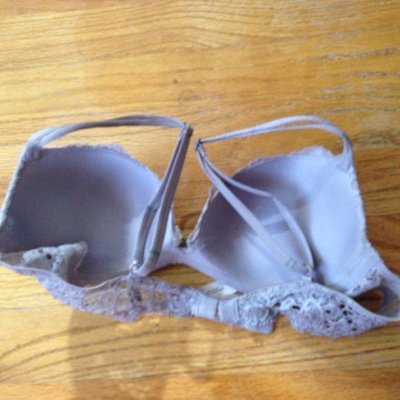 SOLD IN BUNDLE Lilac lace push up bra VS 34b - Picture 2 of 2