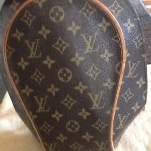 LV Ellipse back pack