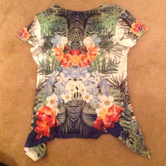 Printed Top, Sz L - Picture 3 of 3
