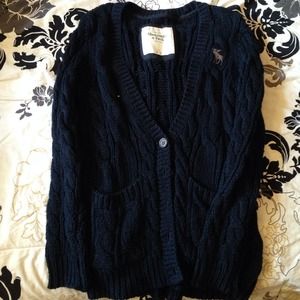 Abercrombie & Fitch Navy knit sweater