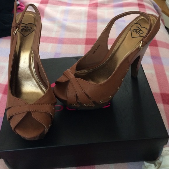Brown 2b bebe Riya heels