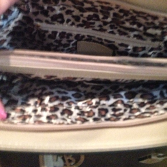 Large tote - Picture 2 of 3
