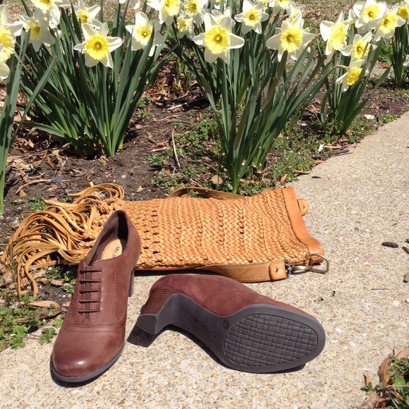 Brown Leather Ankle Booties Boots - Picture 2 of 4
