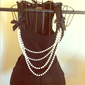 Black bow & pearl top