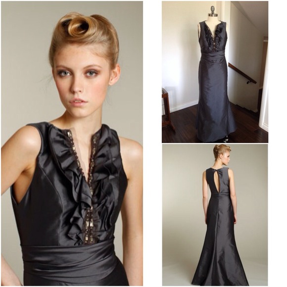 ❌SOLD❌ CHARCOAL GREY TAFFETA DRESS WITH RUFFLE