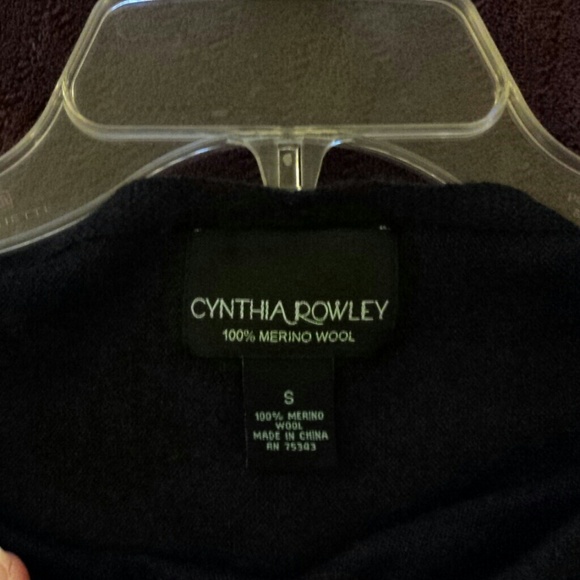 Shirt - Picture 2 of 2