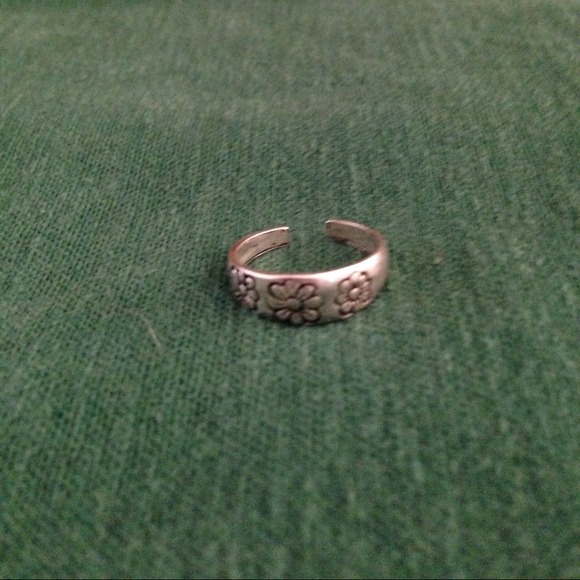 .925 Sterling Silver Toe Ring OS