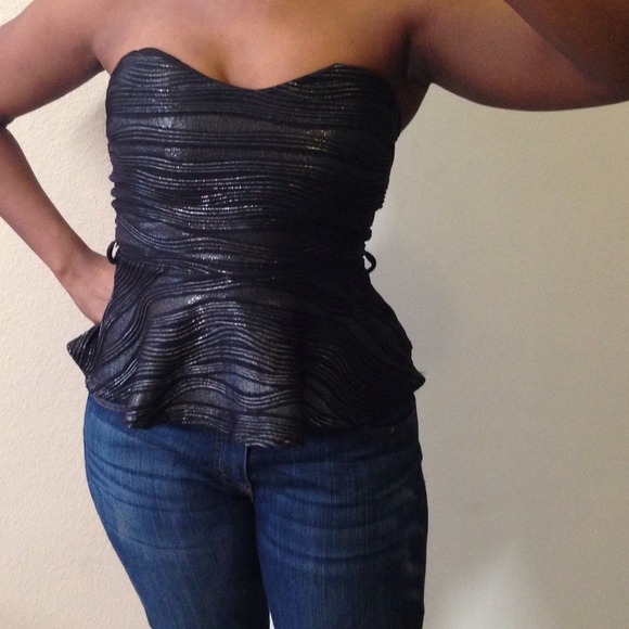 Strapless peplum top