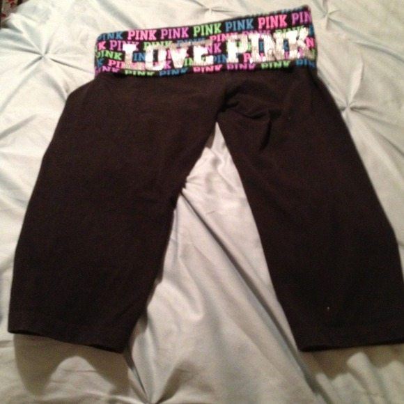 VS super cute cropped yogas!! 🌟🌟💖 bundle!! 🌟🌟