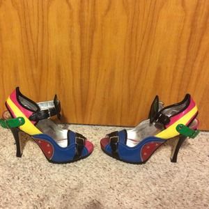 🔆REDUCED🔆 Rainbow Fun heels!!!